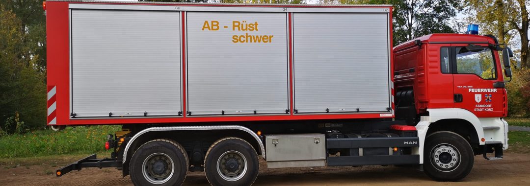 Wechselladerfahrzeug (WLF) mit Abrollbehälter (AB) Rüst/Schwer